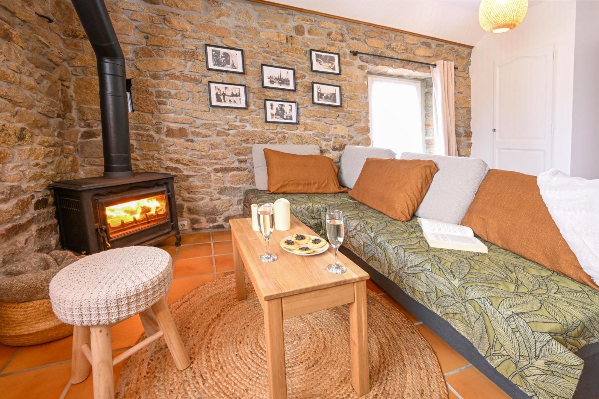 Ker Gana Sauna, Jacuzzi, Poele A Bois Plourin  Exteriér fotografie